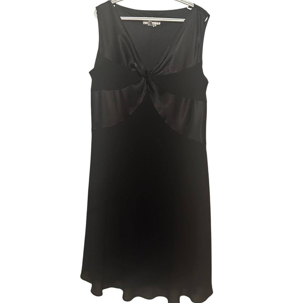 Dana Kay Women's Black Sleeveless Lined Dress Silky Bodice Size 18W‎